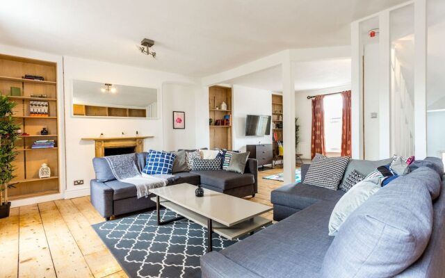 Luxury 6 bed home in the heart of Cambridge