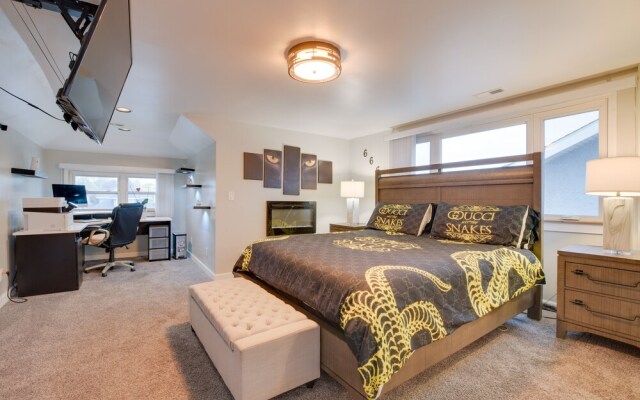 13 Mi to Dtwn Chicago: Maywood Home w/ Fireplace