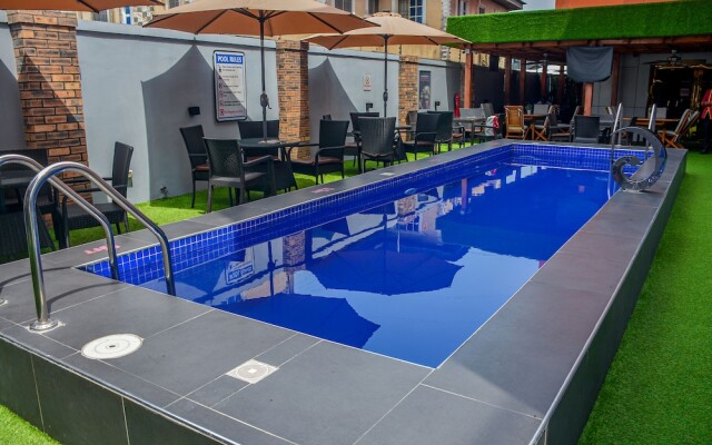 Bedouin Hotel & Suites