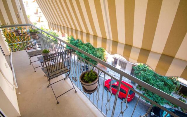 Marina s Luxury Apartment close to Acropolis