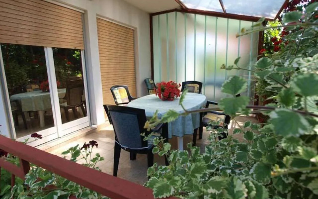 Apartments Roza 712