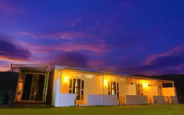 Phi Kite School