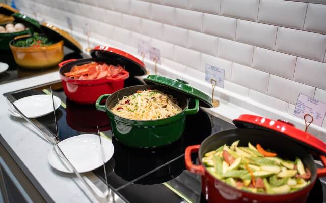 Holiday Inn Express Jiangmen Yinhu Bay by IHG