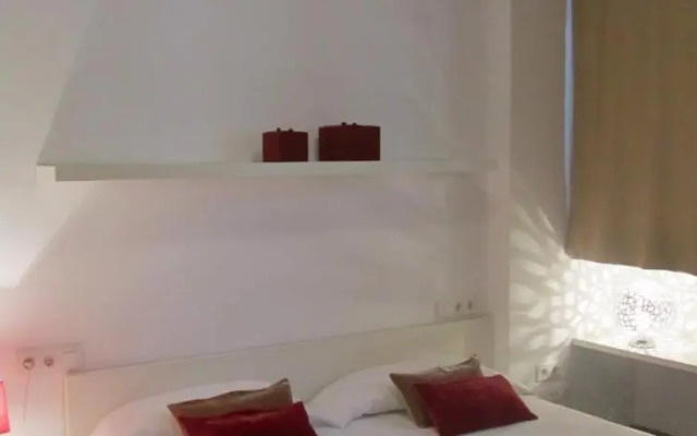 Apartamentos Living Valencia-Vitoria