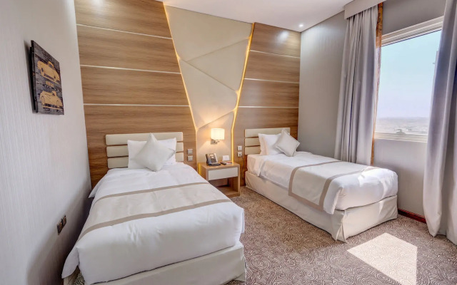 Crowne Rose AlSahafa Hotel