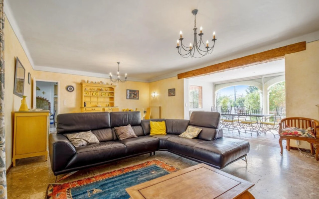 Villa With 6 Bedrooms In Cournonterral With Private Pool And Enclosed Garden 12 Km From The Beach