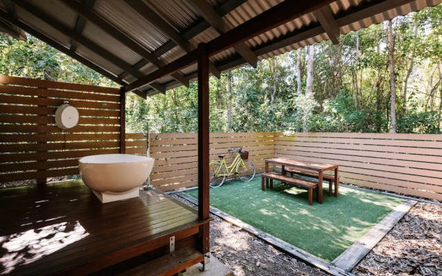 The Little Bush Hut
