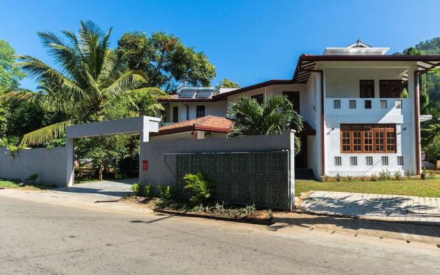 Niru Residence