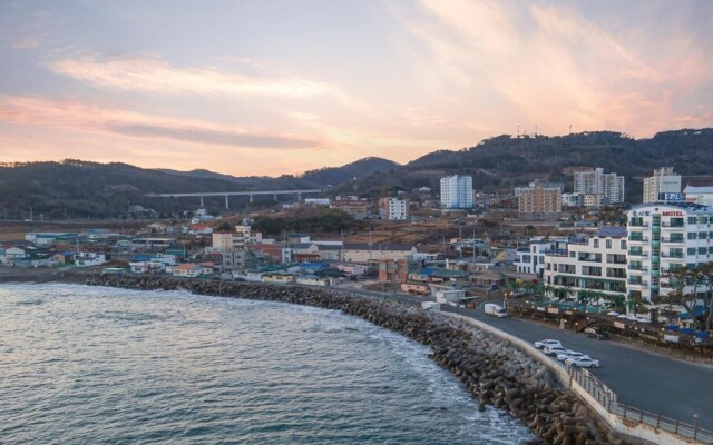 Gyeongju Neulsiwon Pension