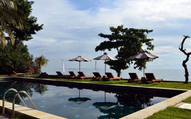 Cocotinos Sekotong, a Boutique Beach Resort & Spa