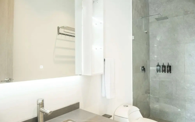 w Trendy 2BR in the Heart of Bocagrande