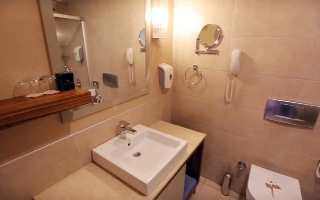 Side Crown Palace Ultra All Inclusive