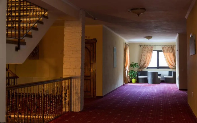 Complex Craiasa Muntilor Moieciu