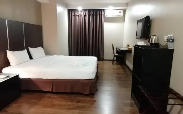 Hotel 17