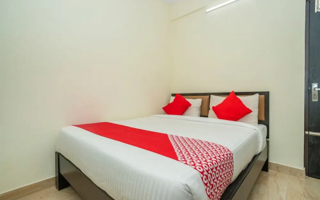 Oyo 28119 Omkar Global Inn