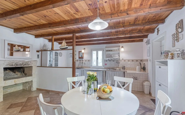 Eco House Zabodarski Beach