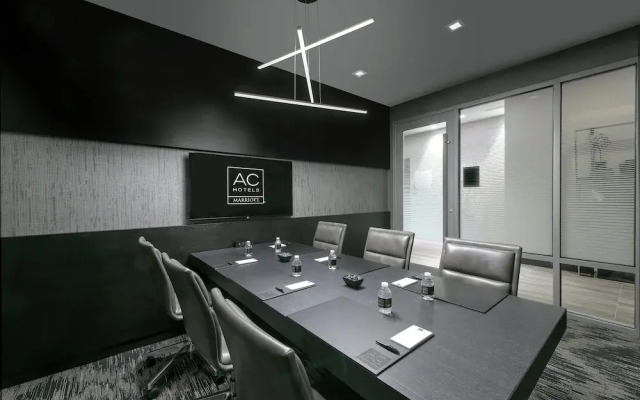 Ac Hotel Boston North