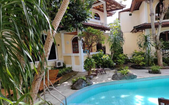 OYO 3923 Villa Puri Royan