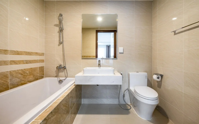 Nomadhome Royal Suite Condotel