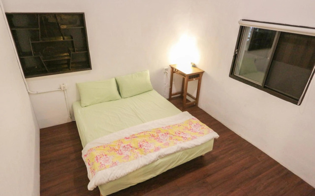 T-Life Hostel