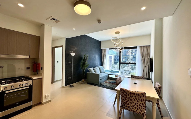 LuxBnB Dubai Opera Act-1 Boulevard Views