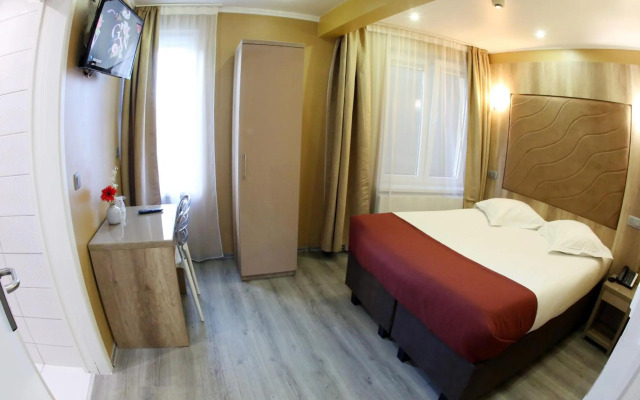 Hotel Phenix
