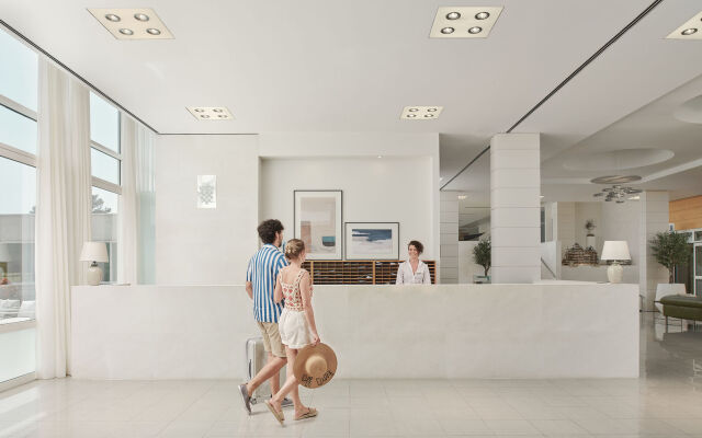 Bluesun Hotel Elaphusa