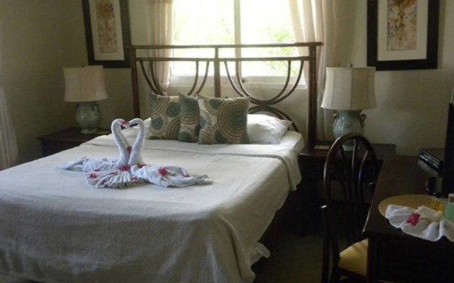Villa in Gated Community Furnished Lots Amenities
