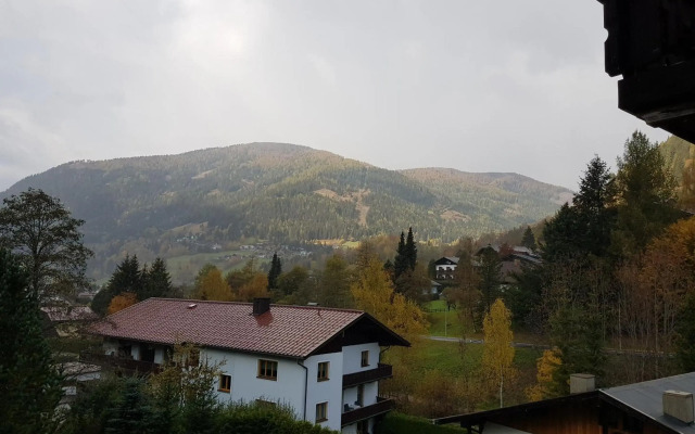 Haus Claudia by Globalimmoservice