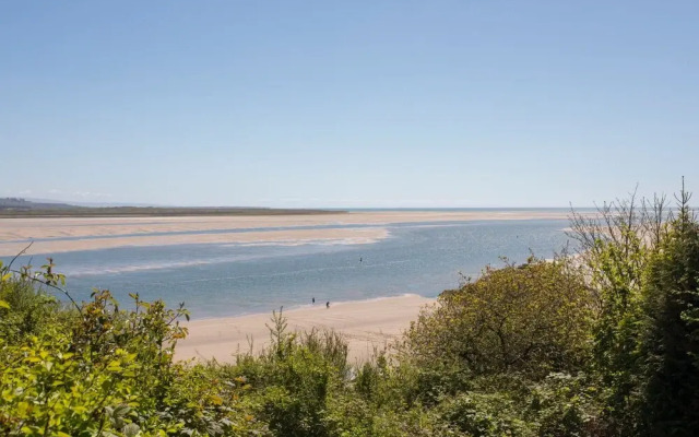 Bryn Y Mor, Borth Y Gest