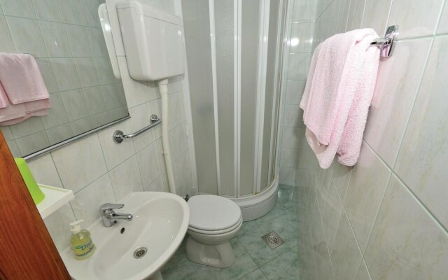 Awesome Home in Dubrovnik With Wifi and 2 Bedrooms