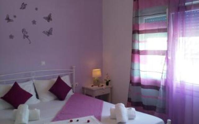 Nikoletta Rooms
