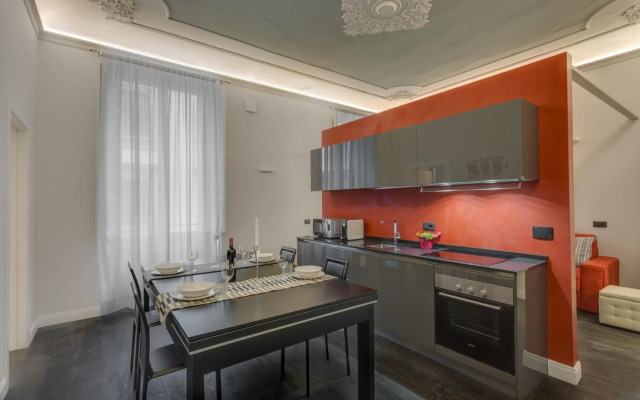 Cherubini Palace Thematic Apartment
