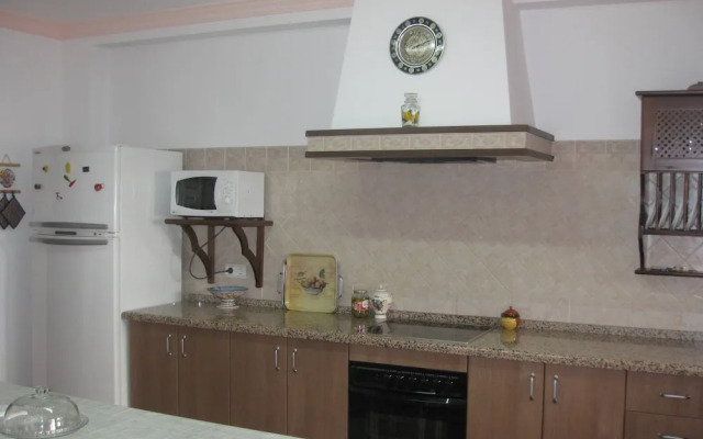 Complete House in Cuevas del Becerro