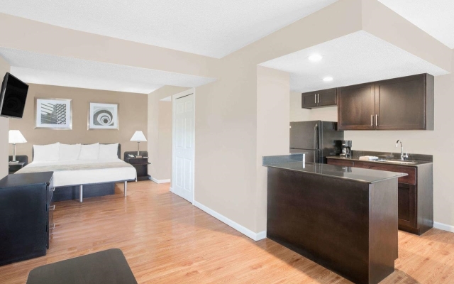Hawthorn Suites by Wyndham Manchester Hartford