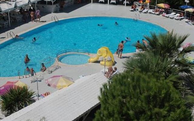 Flora Suites Hotel - All Inclusive