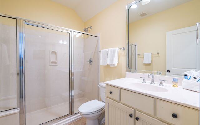 Sandestin Bungalo 45: Golf Cart, Pool, & More!
