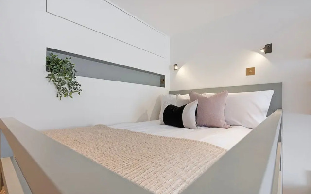 The Studio at Bramham Gardens