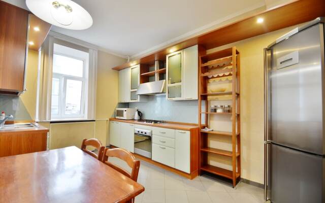 Апартаменты iRent.by, пл. Ленина