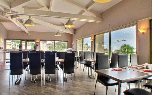 Adonis Cannes - Hôtel Thomas