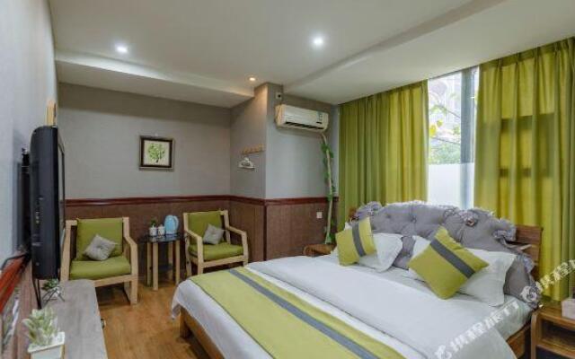 Zhizhou Business Hotel