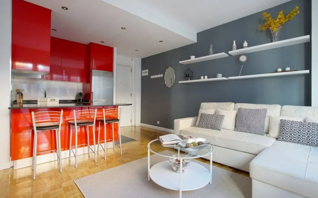 Apartment Near Retiro Park & Prado Museum Retiro I