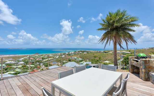 Dream Villa Orient Bay 544