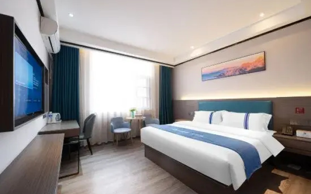 Home Inn Huaxuan Hotel Select (Zhoukou Taifuling Branch)