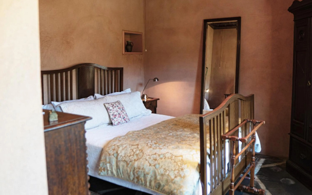Buxton Manor – Guest Rooms – Adelaide