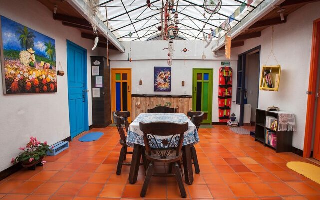 Casa Hospedaje La Bohemia - Hostel
