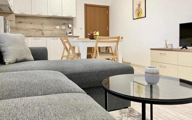 Modern Studio for 4 persons with Fast Wi-fi