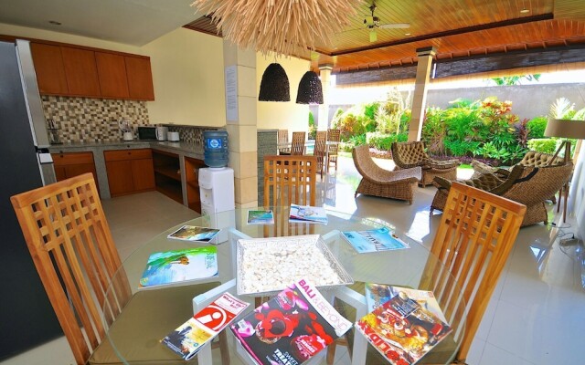 Rumah Pantai Berawa - Ex Canggu Club House