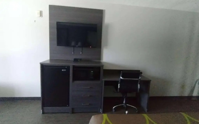 Super 8 Dania/fort Lauderdale