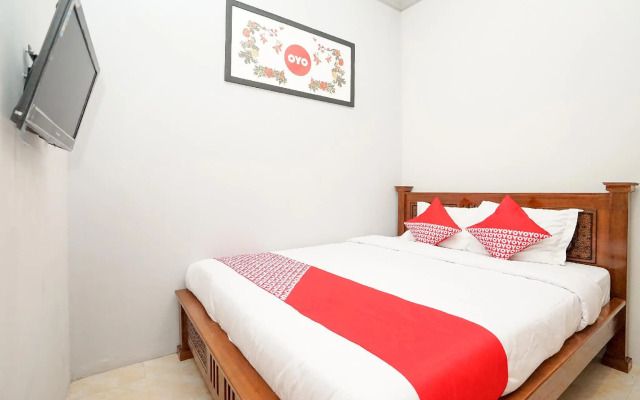 Griya Nina Syariah by OYO Rooms
